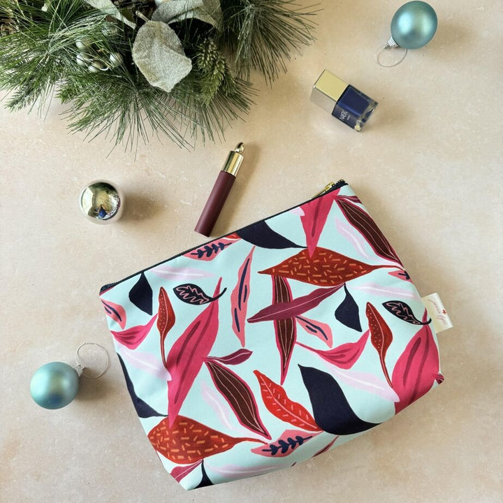 Palm Lily Toiletry Bag